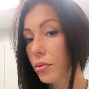 Meet your Posher, Vee